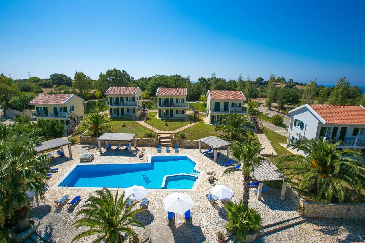 ספרטיה Liakas Village מראה חיצוני תמונה