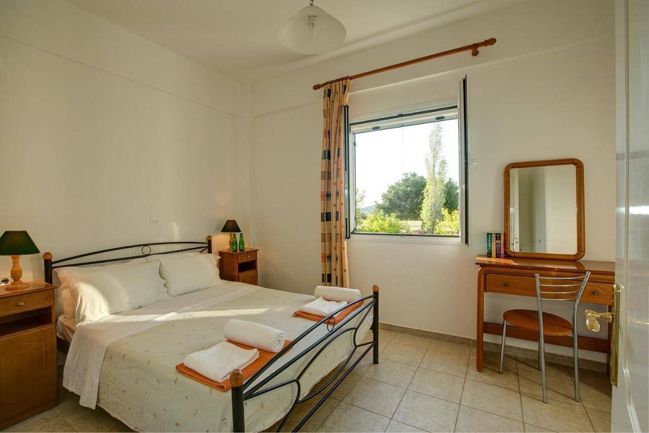 ספרטיה Liakas Village מראה חיצוני תמונה