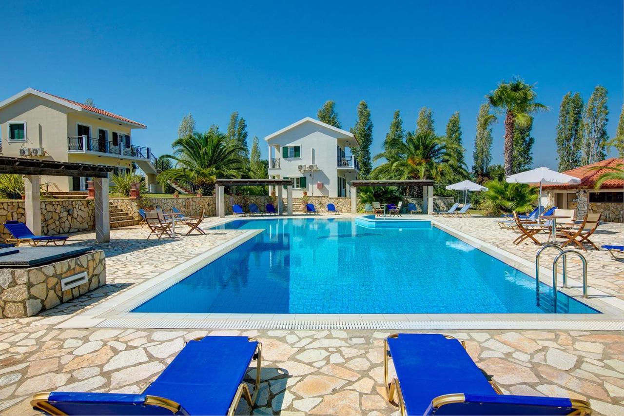 ספרטיה Liakas Village מראה חיצוני תמונה